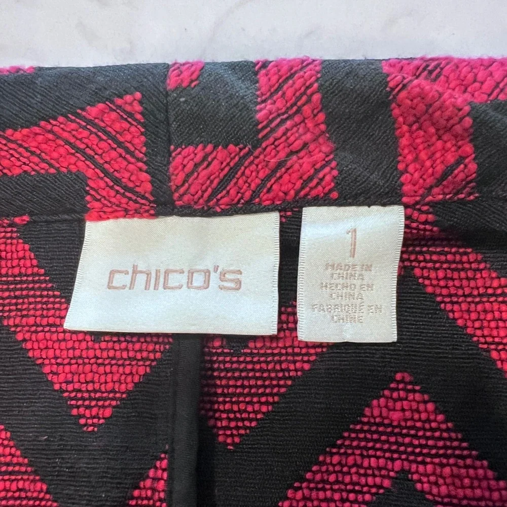Chico's Red Black Chevron Asymmetric Zip Jacket Mixed Media Size 1 Medium